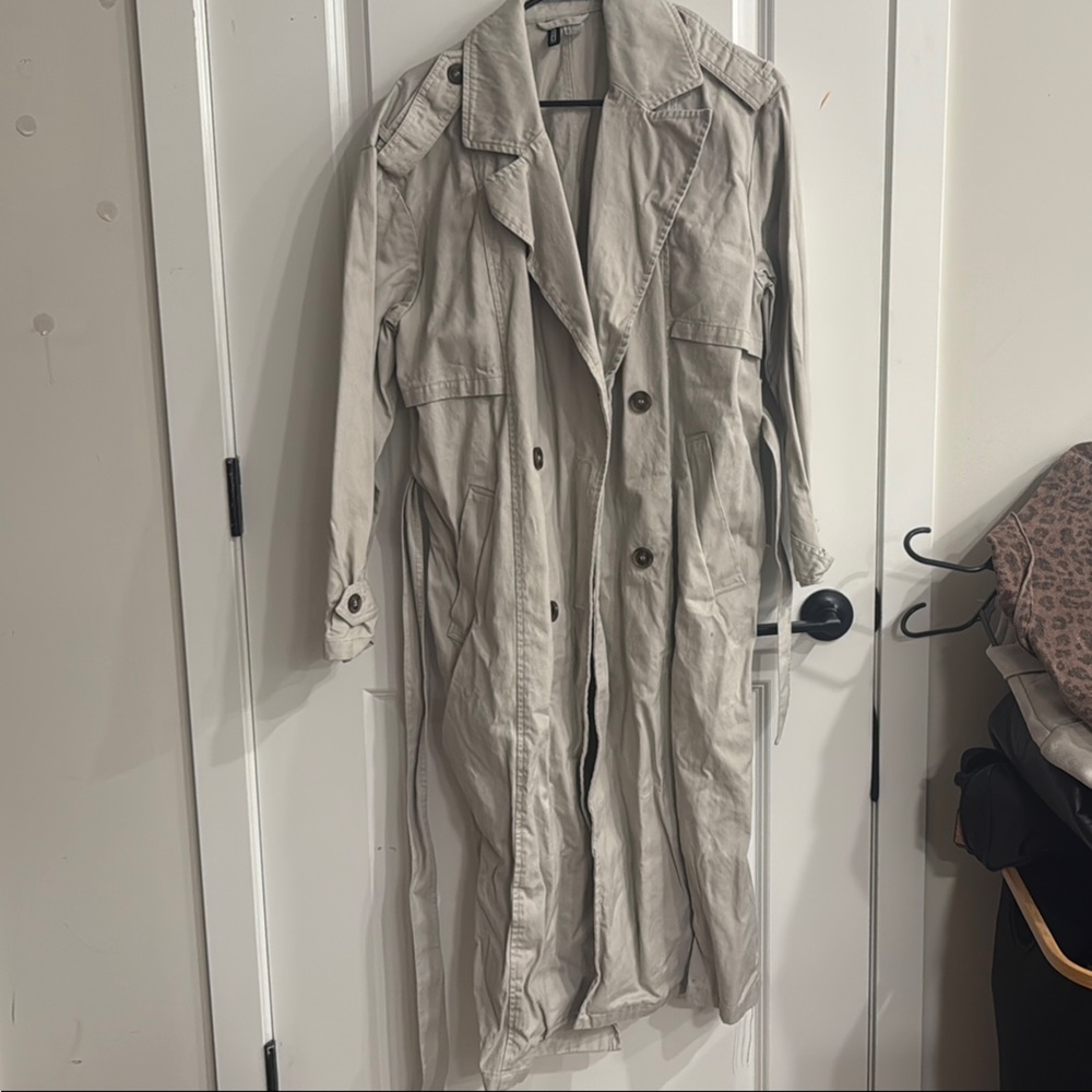 Divided Tan Trench Coat Classic Lightweight Design